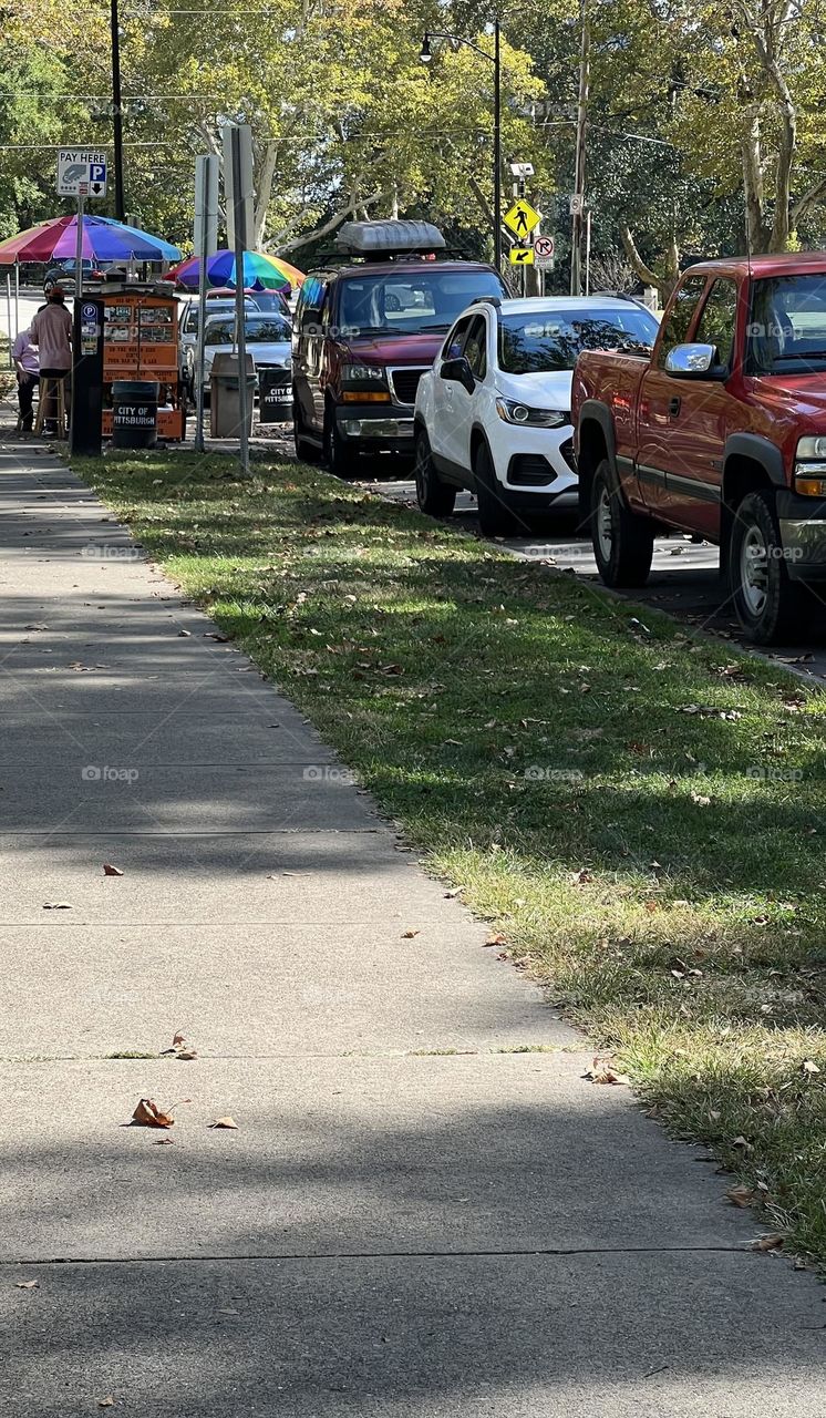 Sidewalk vendor