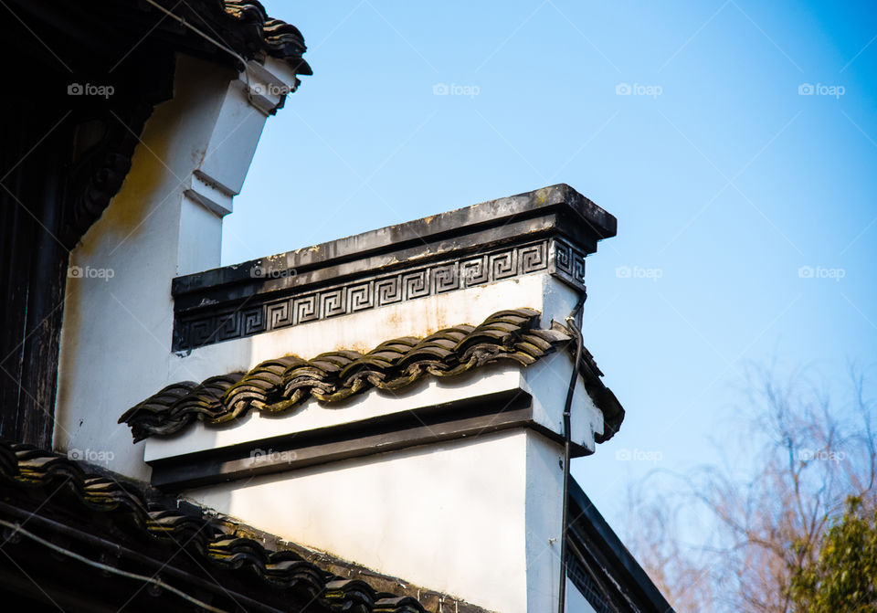 Chinese eave