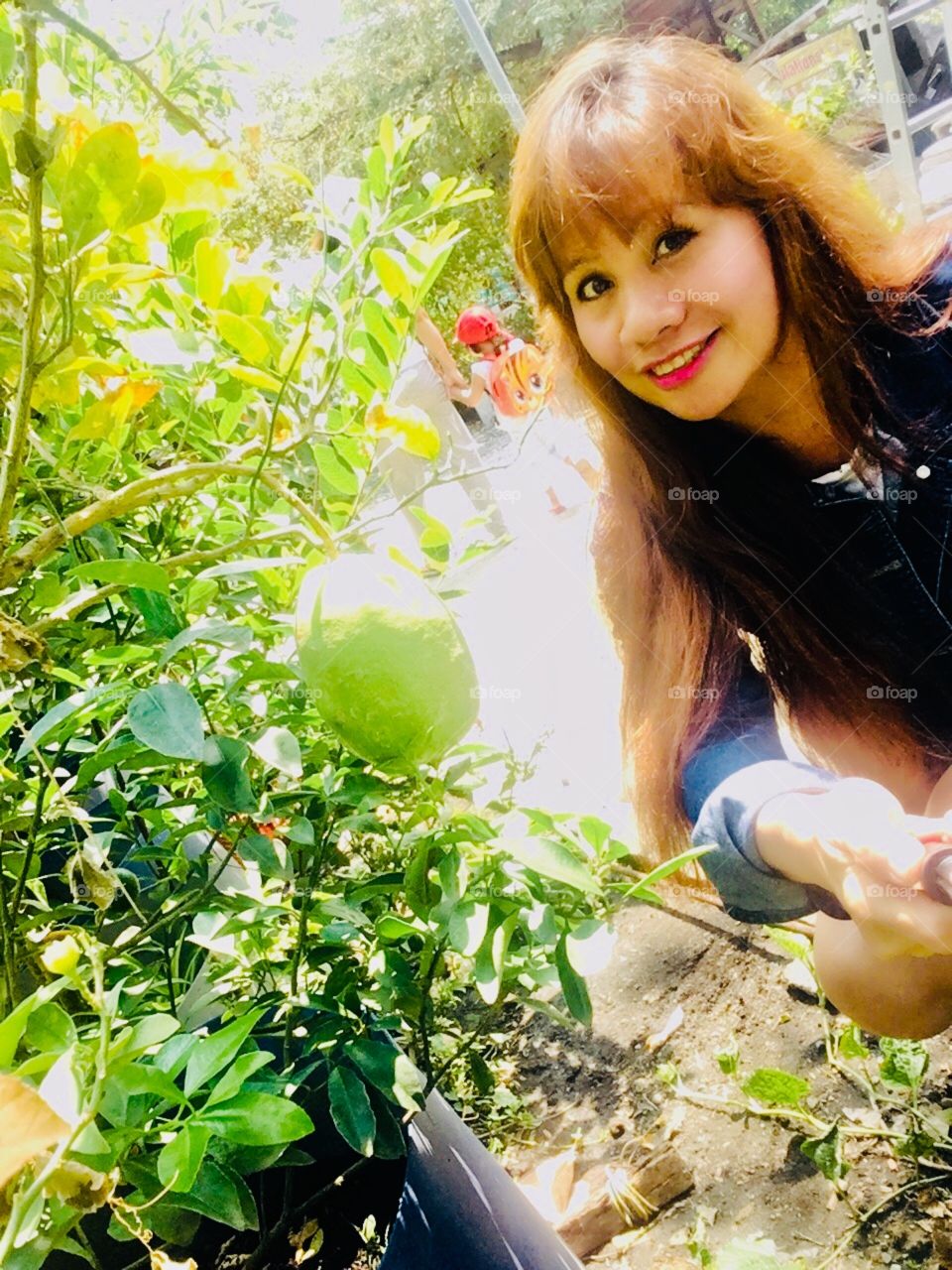 Want to pick a fruits but first selfie😊