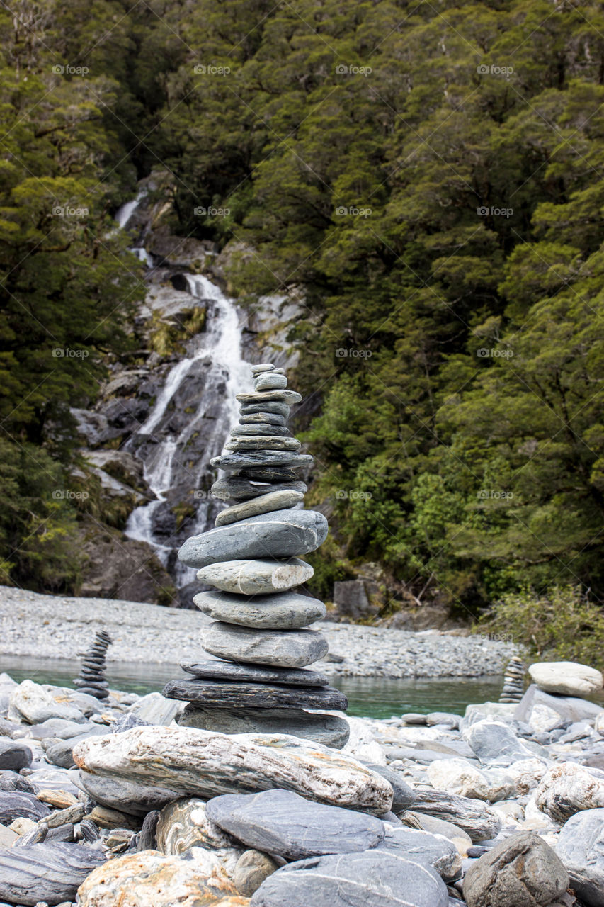New Zealand - Haast Pass, river/waterfall and totem up close