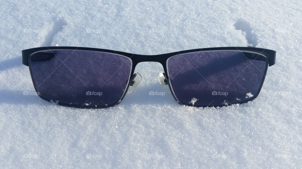 snow sun glasses