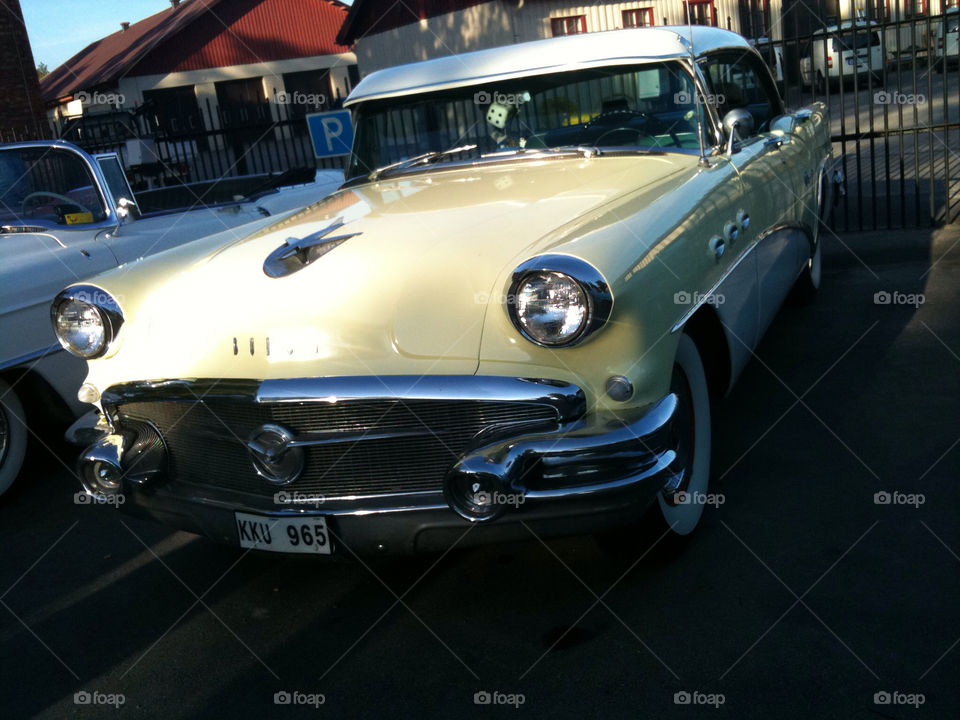 sweden yellow car summer by zebra