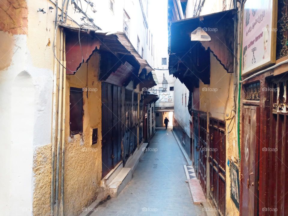 The harrow alleys