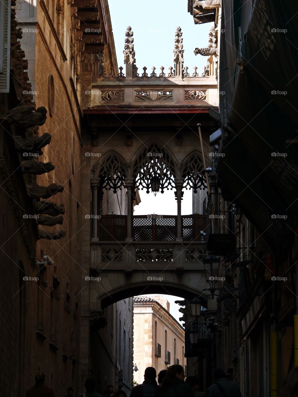 Exploring Barcelona's mysterious alleys