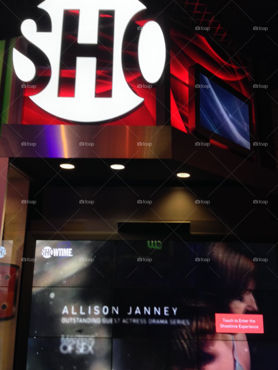 It's Showtime!

Published by:
HappyBrownMonkey 