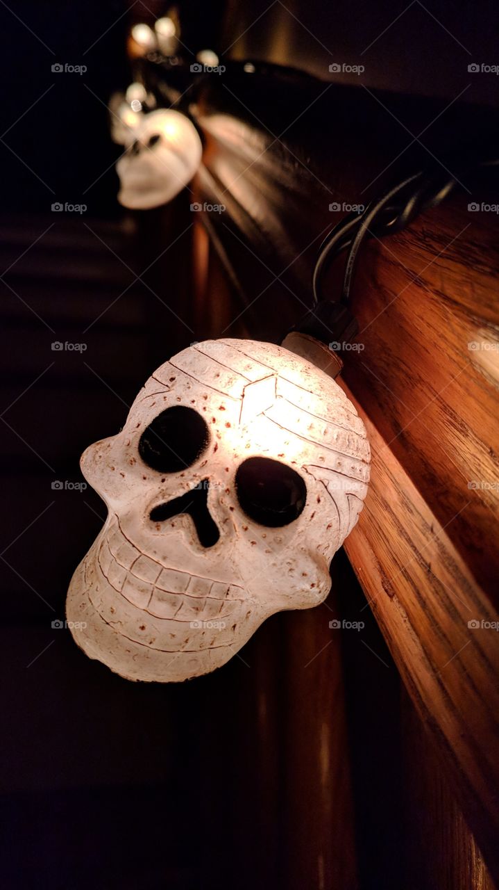 Creepy Skull Lights to Celebrate Halloween