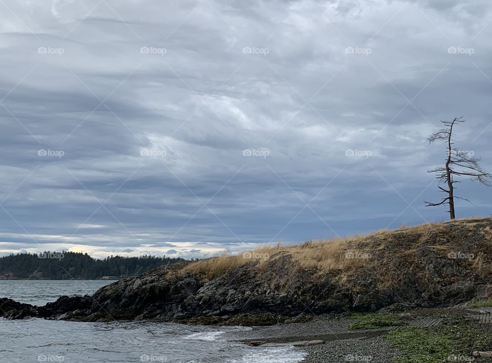 Dark clouds over Cook‘s Cove