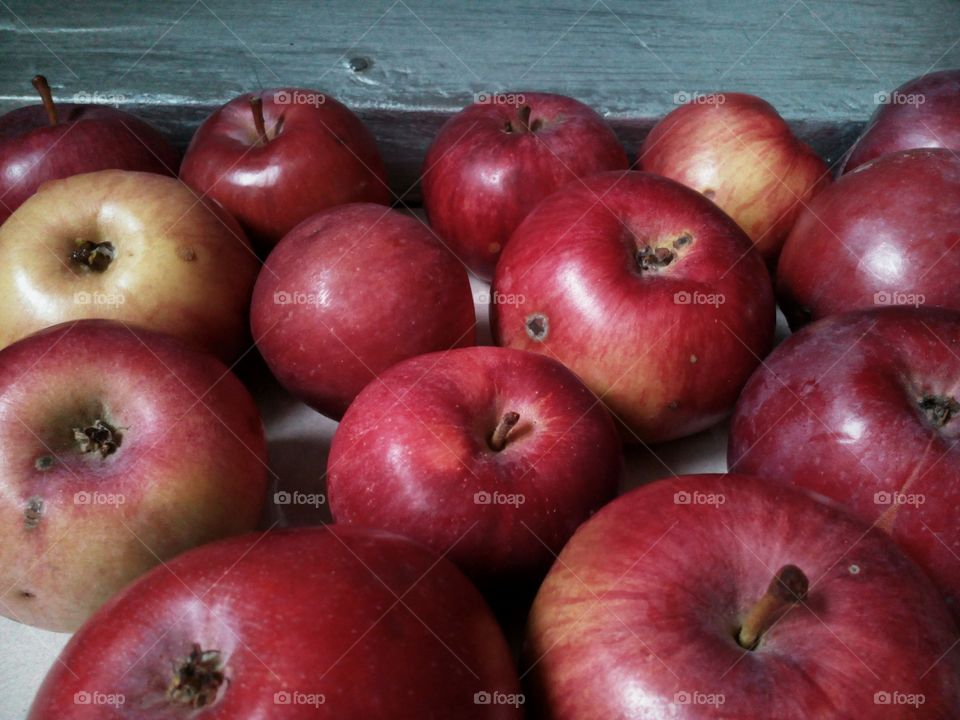 apples