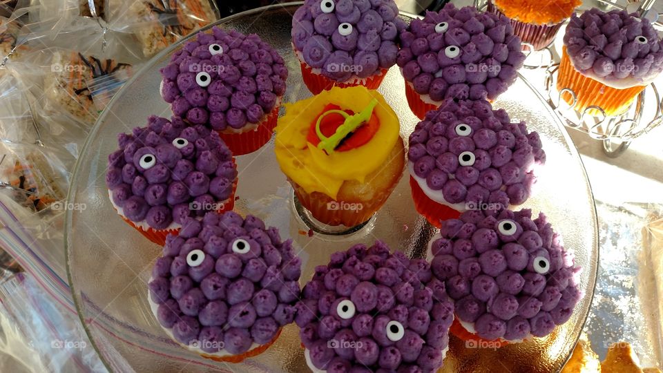 Halloween cupcakes at the school fall festival yummy