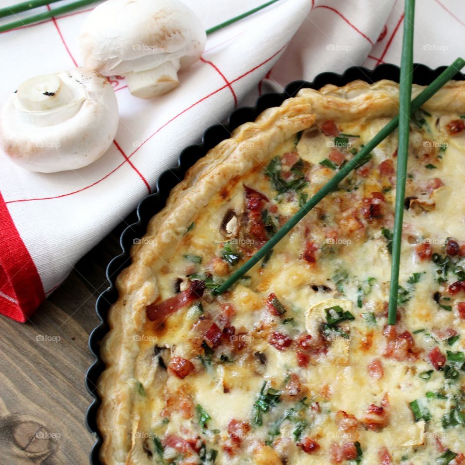 Pizza with bacon and chives