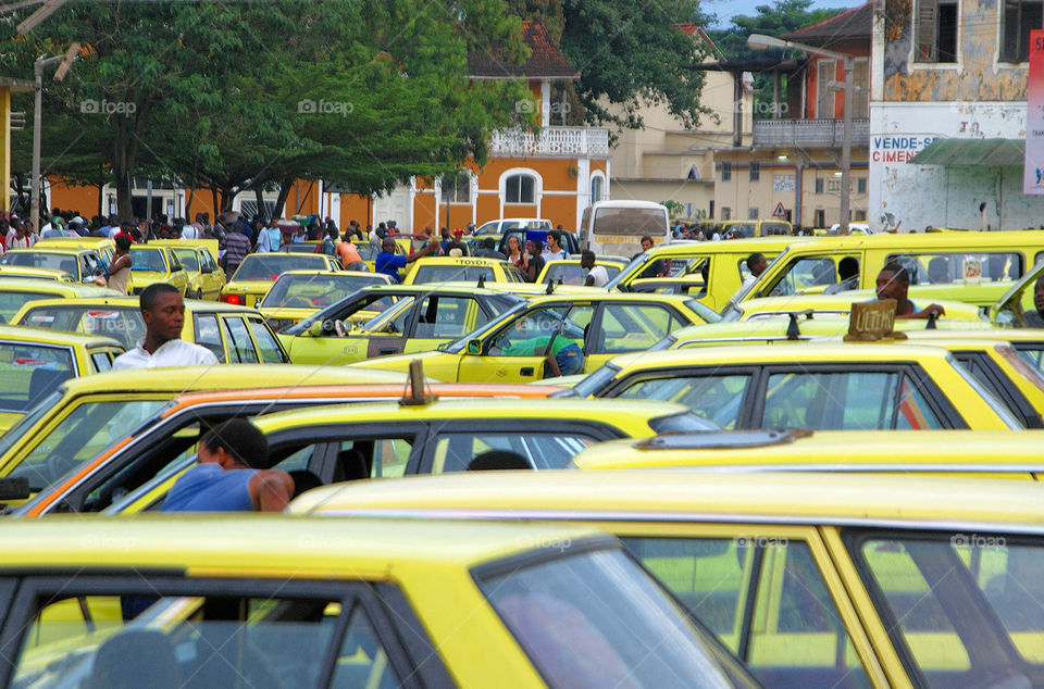 Taxi stands in the center of São Tomé 