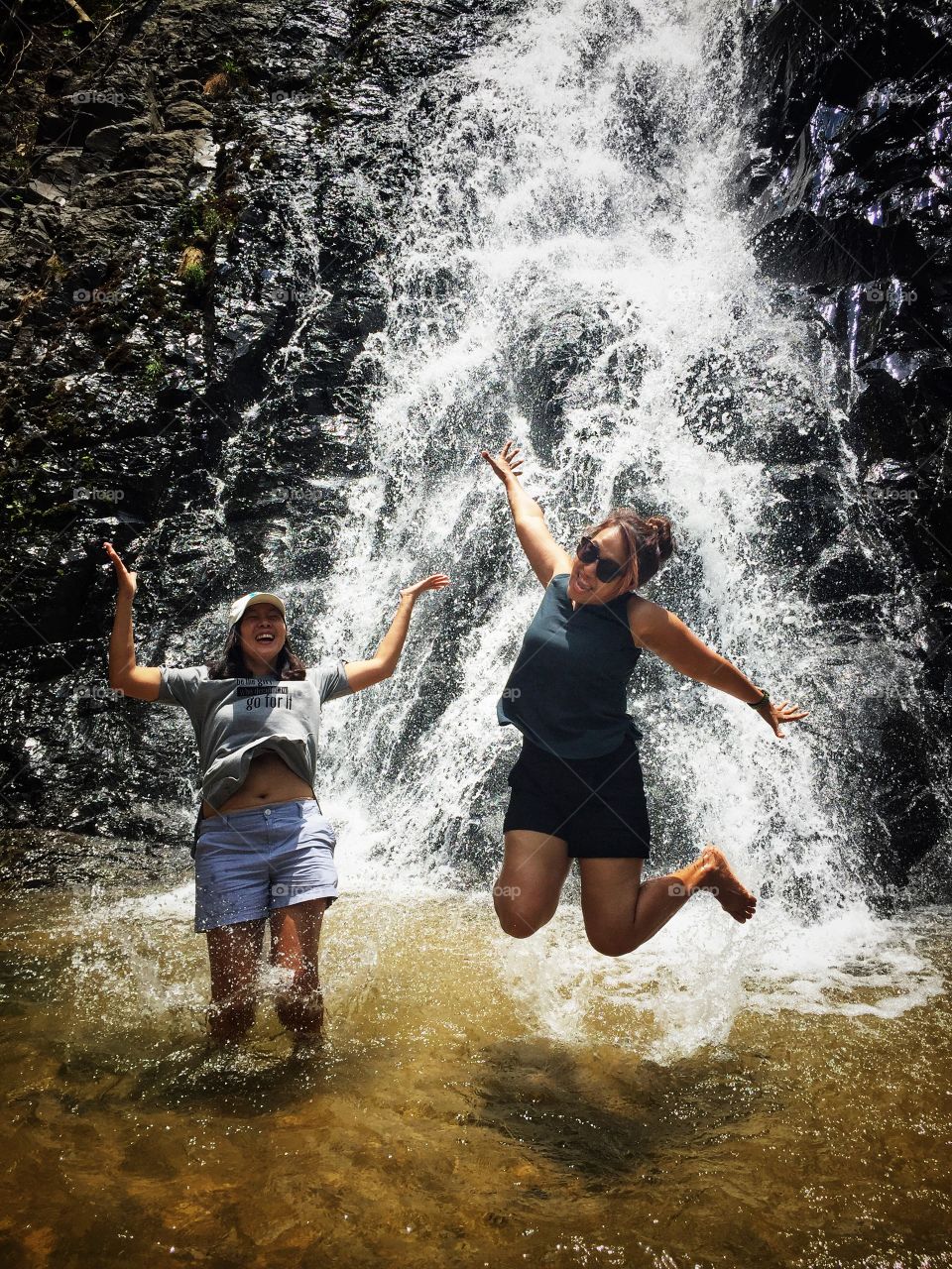 Jump into waterfall ^^