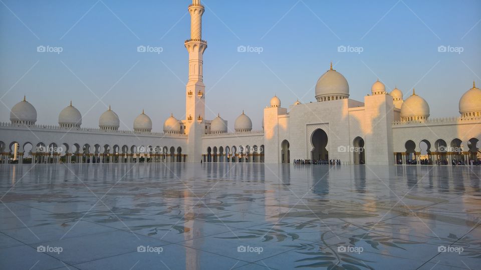 Abu Dhabi shake zayed grand mosque