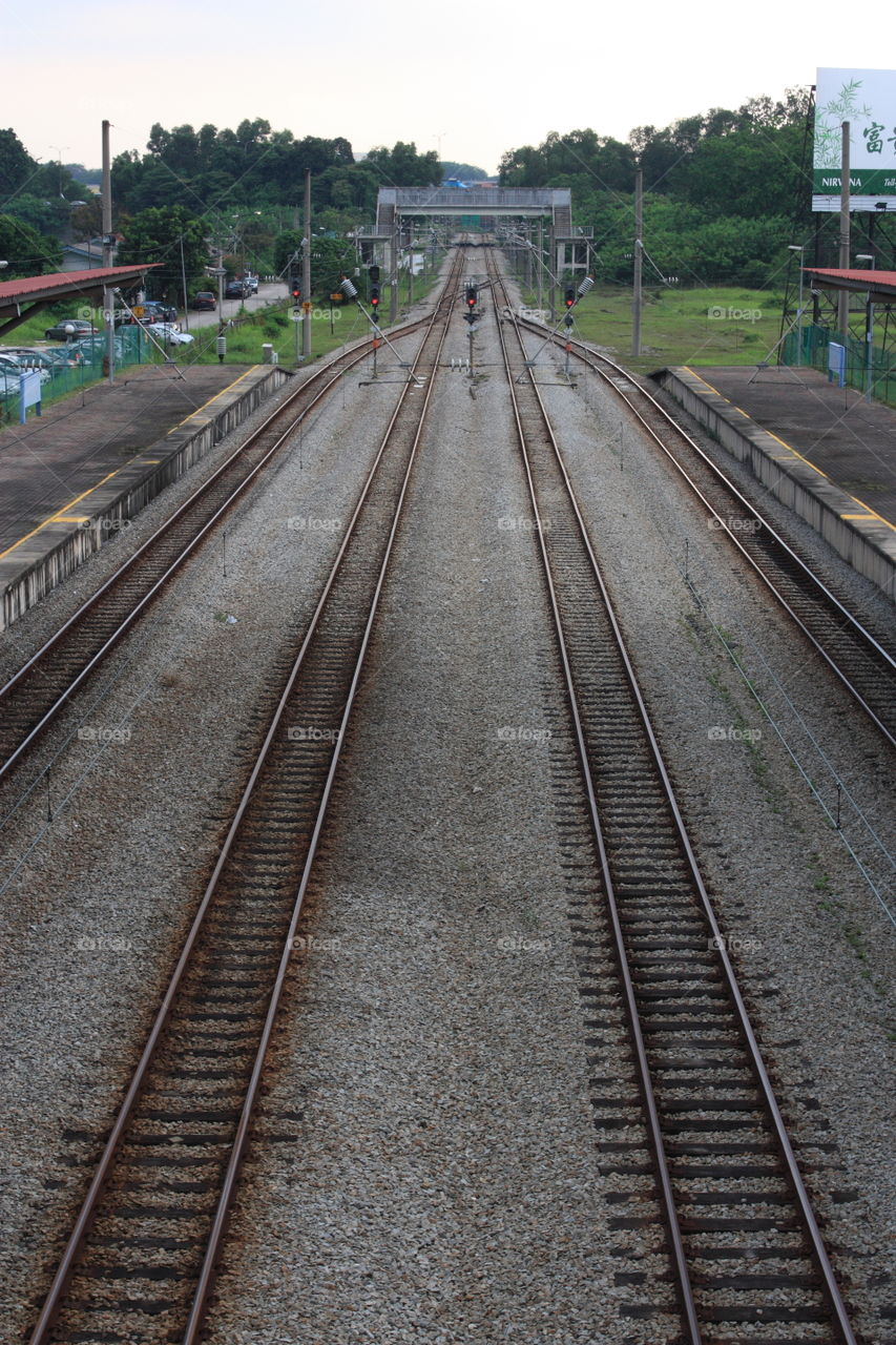 A symmetrical railway track