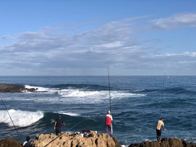 Fishing together 