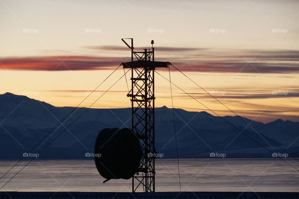 Microwave communication link. 