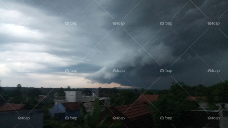 this sky is very close click very very nature