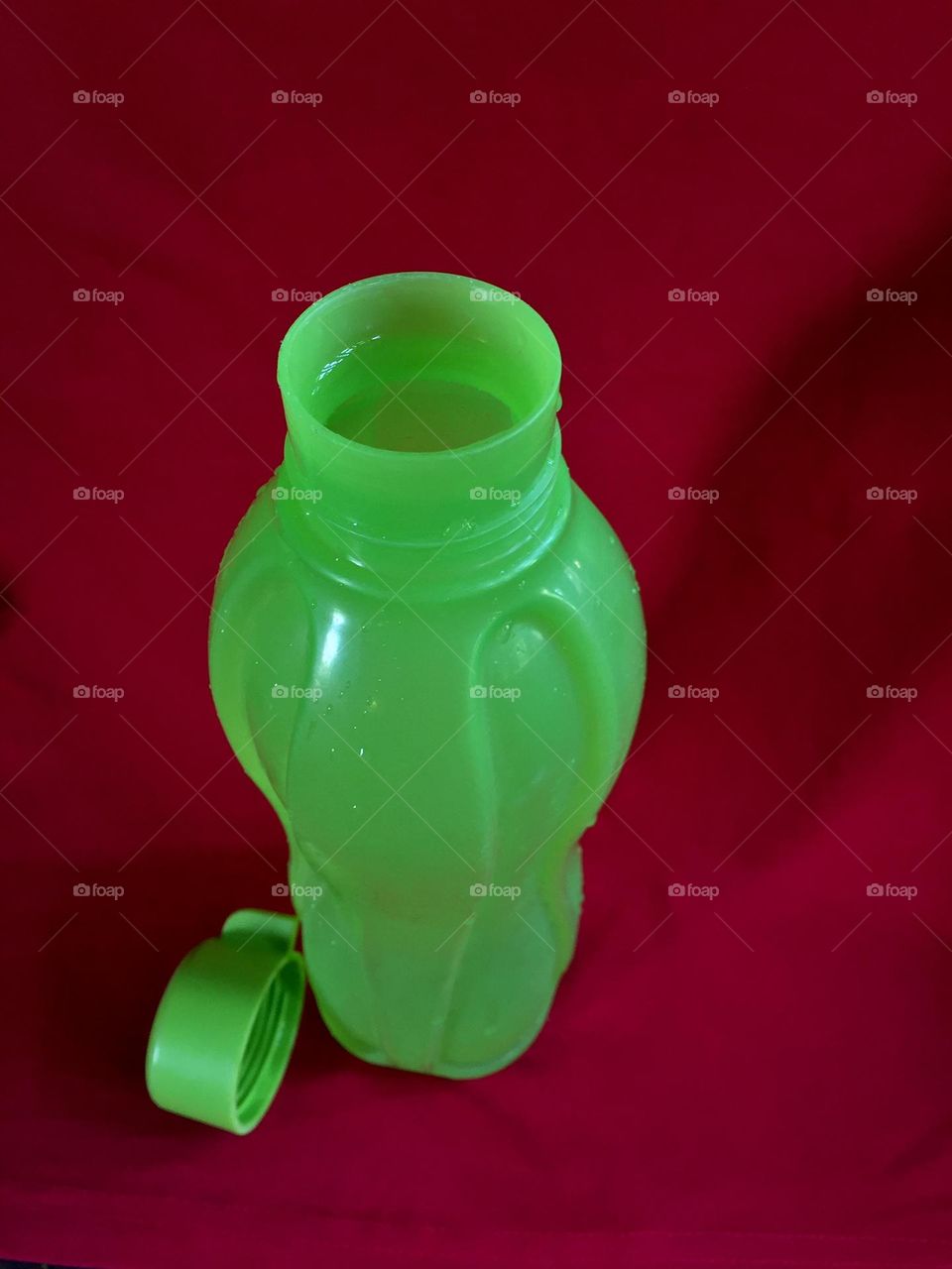 Water tumbler 