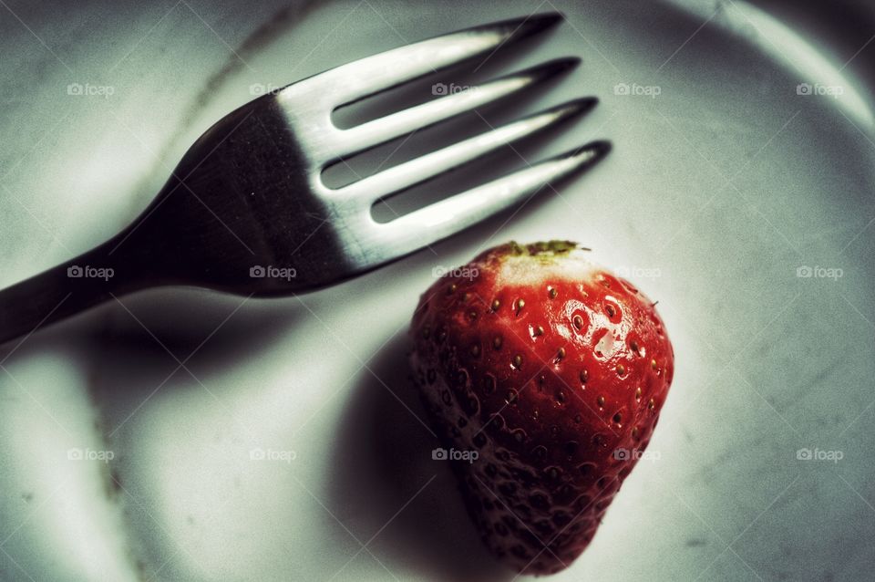 strawberry  for  lunch