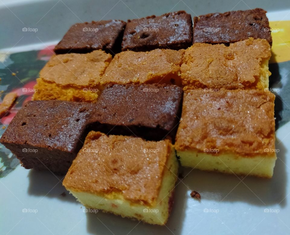 Pieces of cake are very yummy for treat bestie.