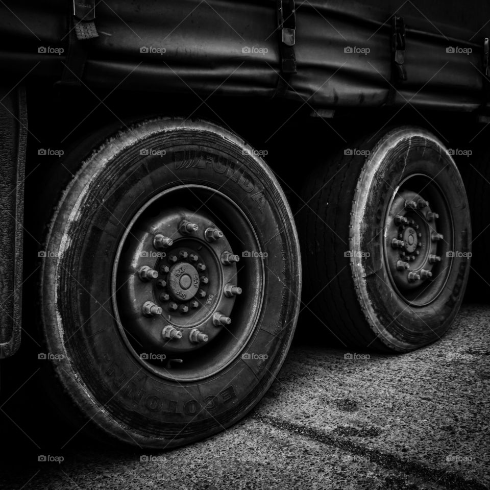 black and white  car wheels