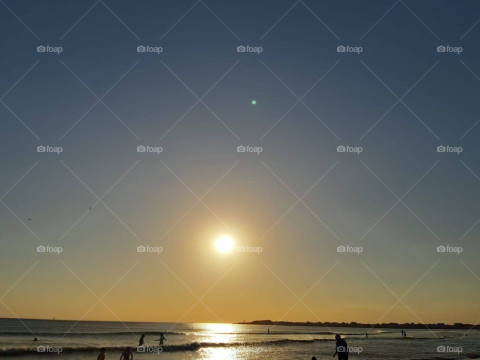 Coucher de soleil à la mer