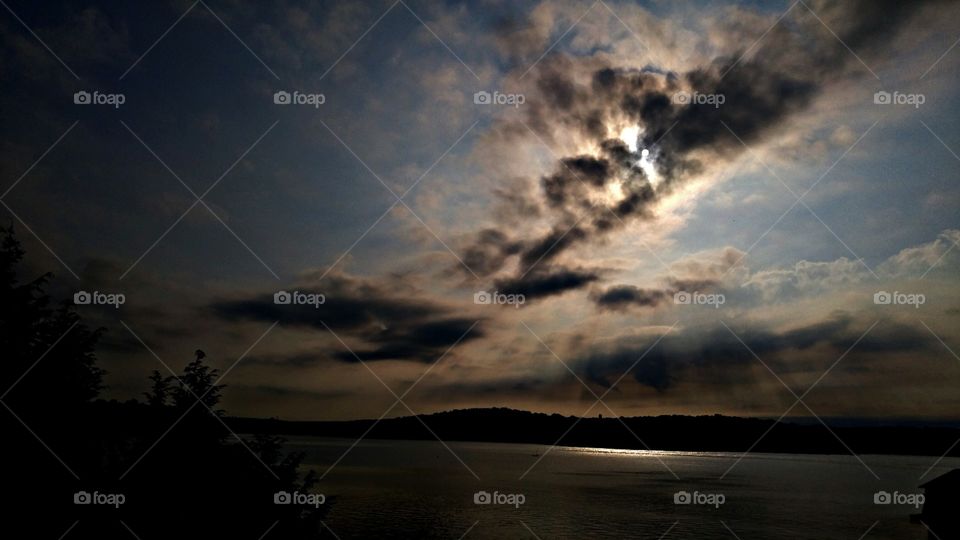 Sunrays on the lake