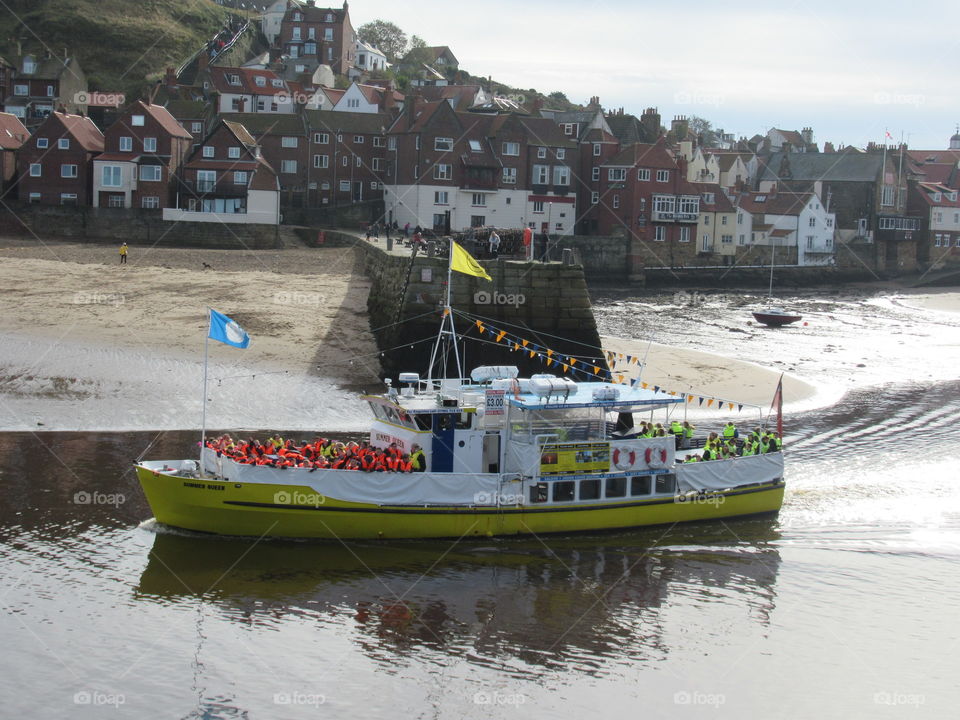 whitby harbour north yorkshire