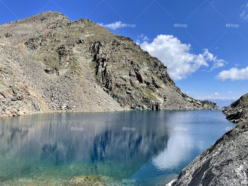 How clear is the lake in Alps