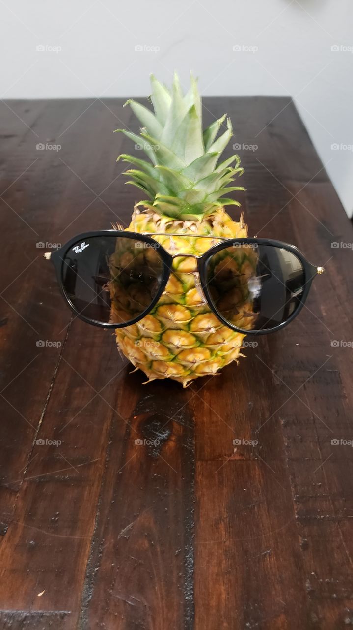 Chill pineapple