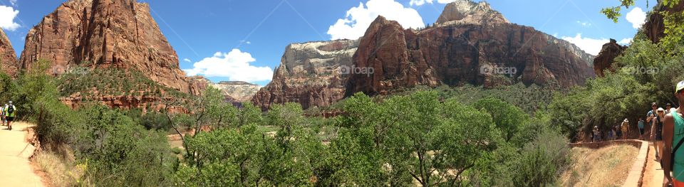 Zion canyons 