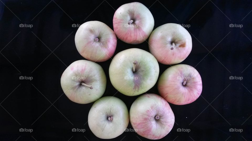 apples