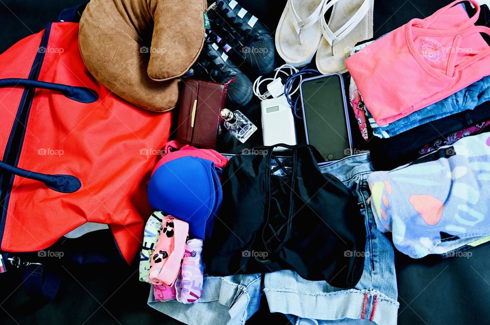 Are you ready for summer break in the countryside beside cooler Lake of California? 