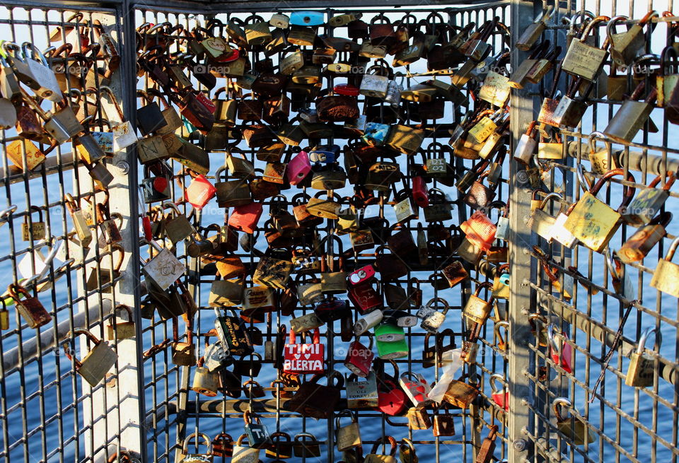 Lovelocks, Malmö, Sweden, västra hamnen.