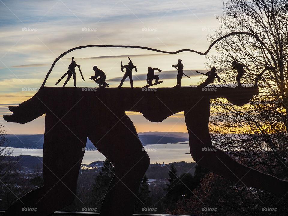 Monument of skiers. 