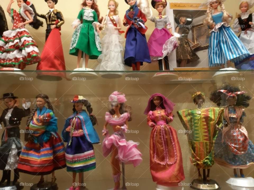 The magic world of dolls