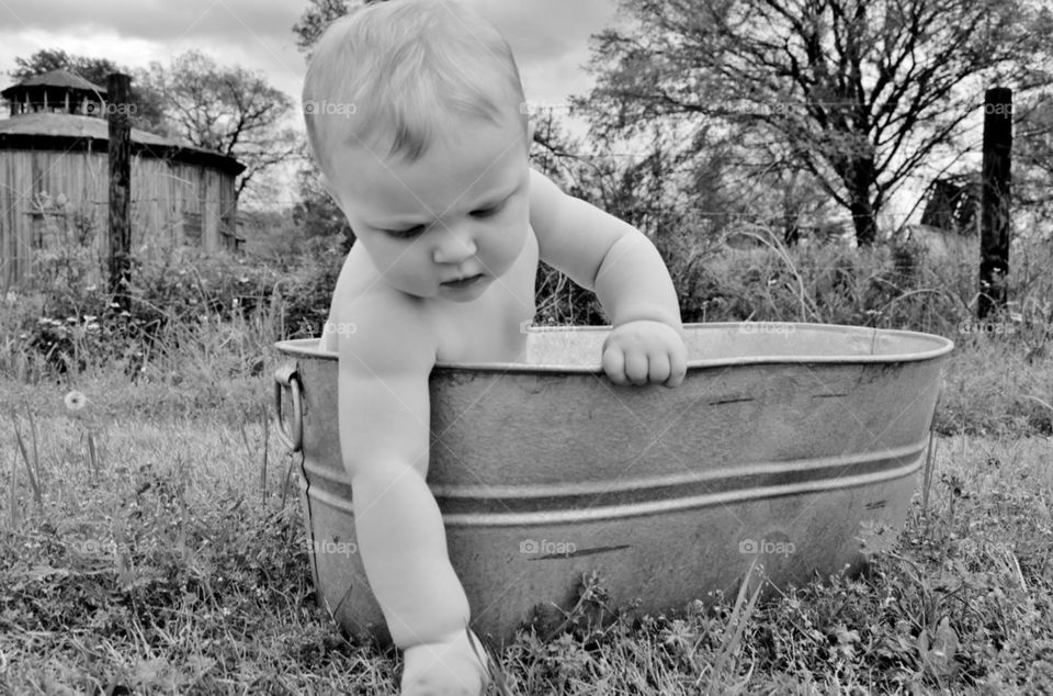 Bucket baby