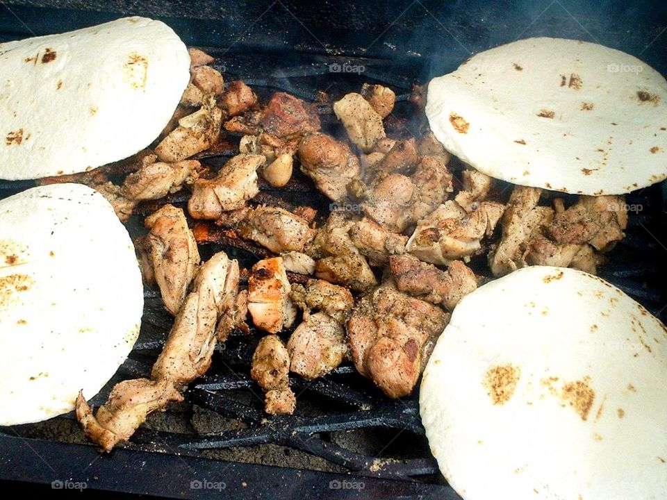 Grilling fajitas