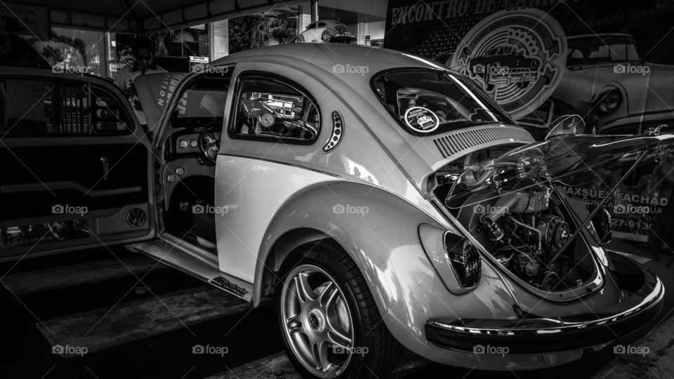 Fusca aberto.