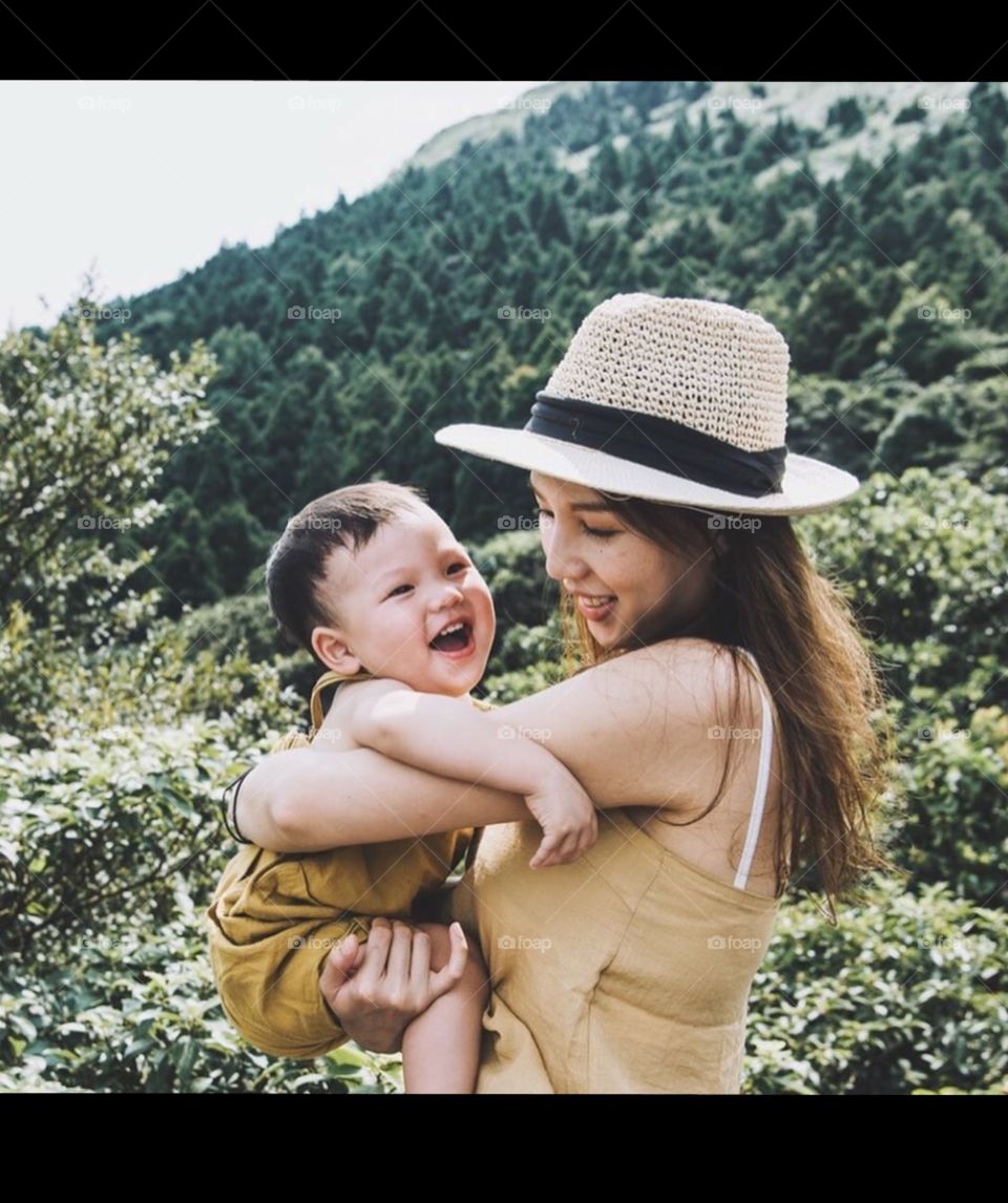The most sweetest smile I’ve ever seen. Me sister and her son enjoy the trip and big nature. The little face are so beautiful.