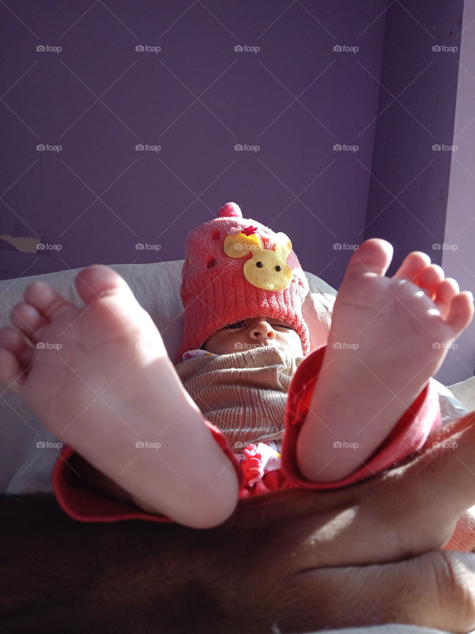 new born baby foot