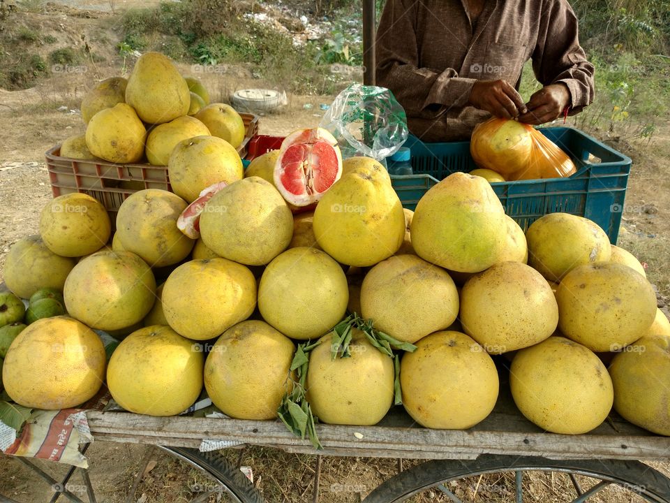 yellow colour fruits on stall
