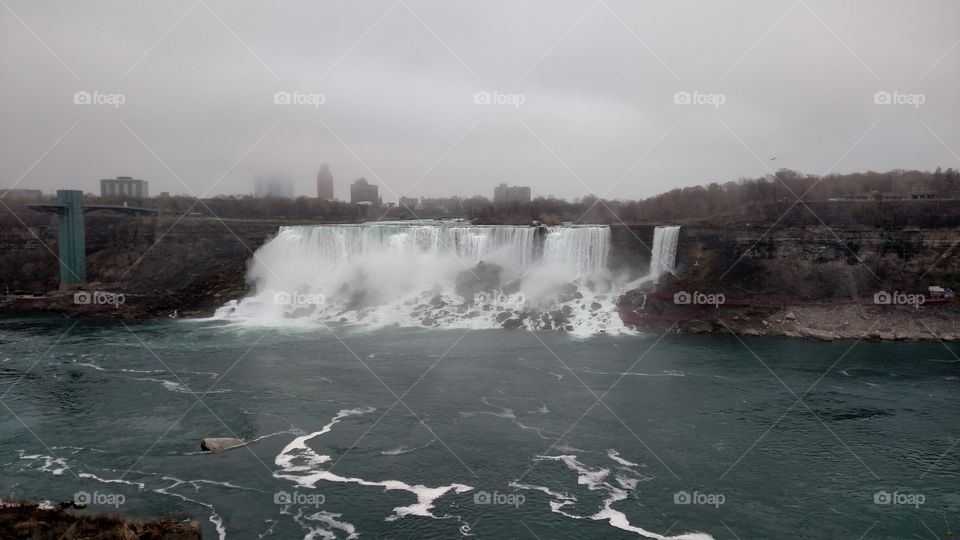 Niagara falls