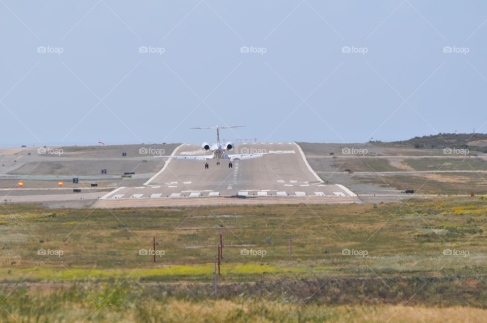 Carlsbad airport landing 