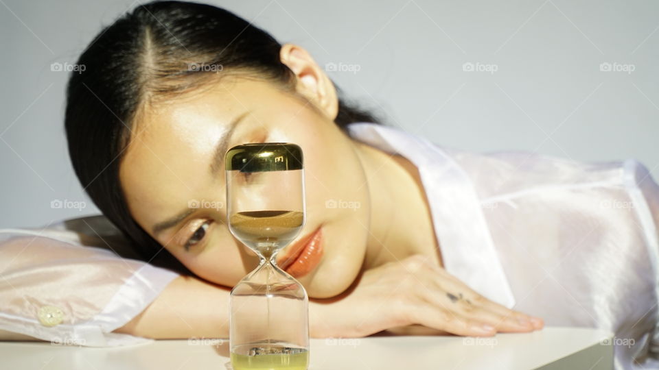 Looking and Waiting Time