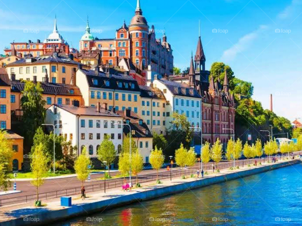 Beautiful building with water