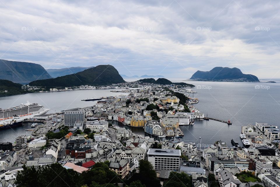 Landscape photos from Norway and Oman