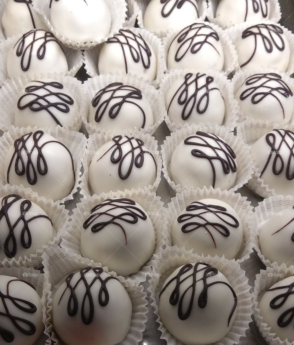 White Chocolate with Dark Chocolate Drizzle