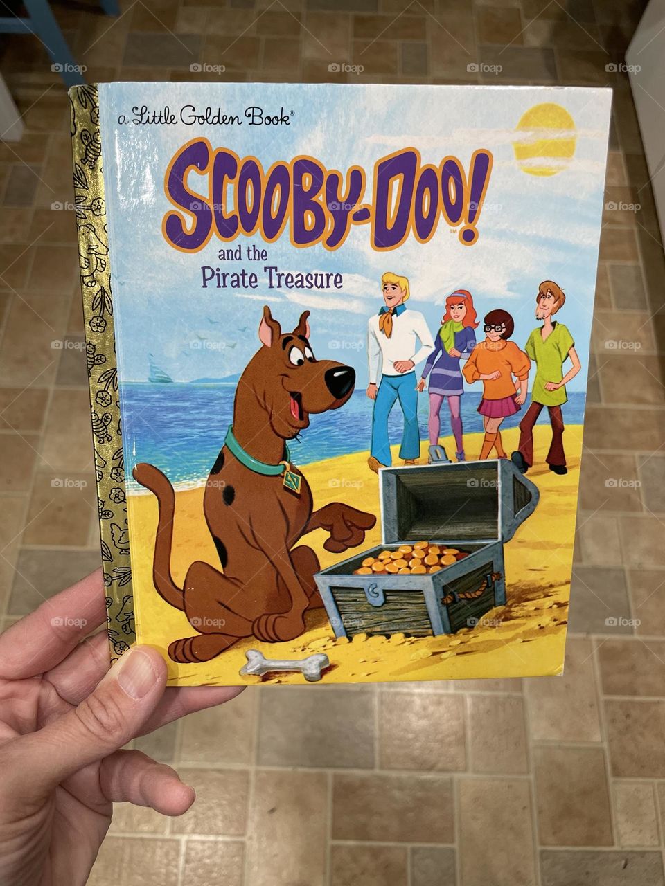 Scooby Doo Little Golden Book title, buyer by brand oks for children, children’s books with cartoon characters, childhood memories in Little Golden Books