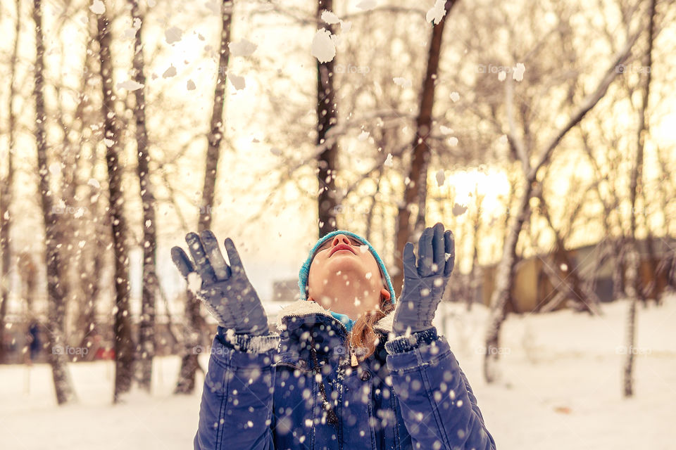 Snowfall in the city